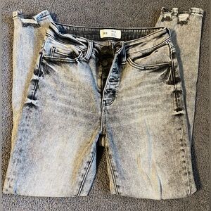 BKE grey and black wash skinny jeans!